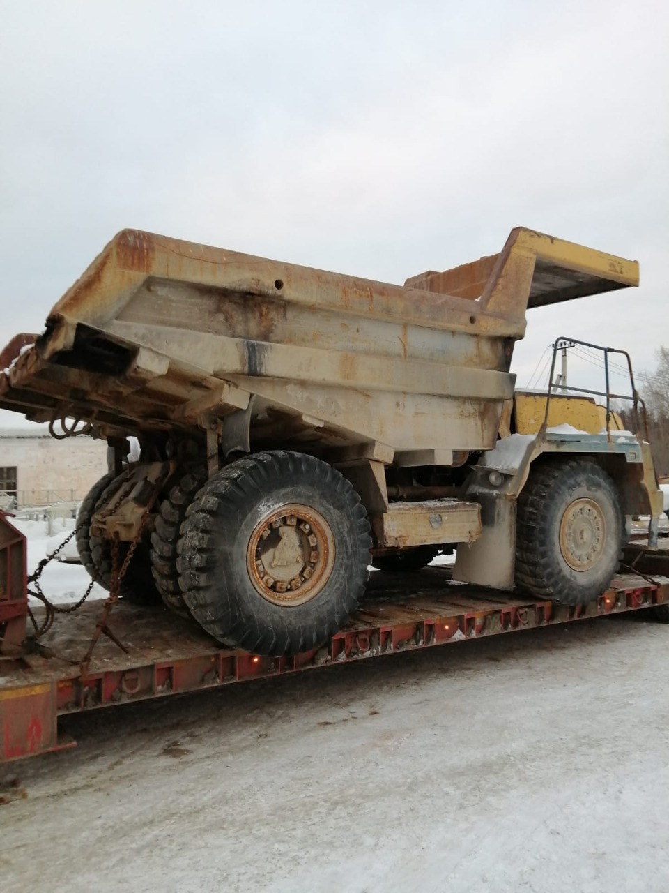 Автомобиль БЕЛАЗ Хребет - Бердяуш